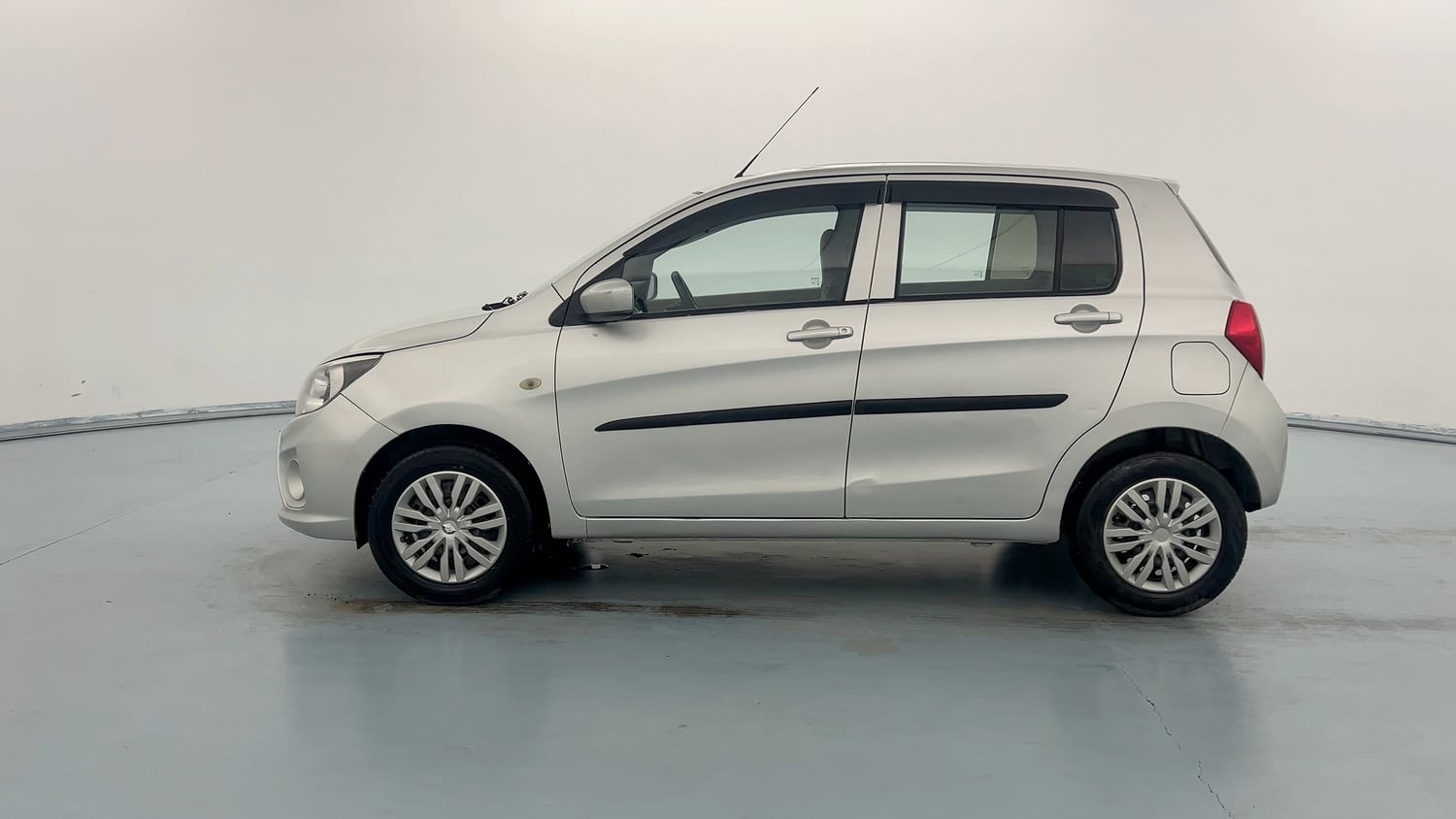 Used 2020 Maruti Suzuki Celerio VXi AMT Petrol Automatic exterior LEFT SIDE VIEW
