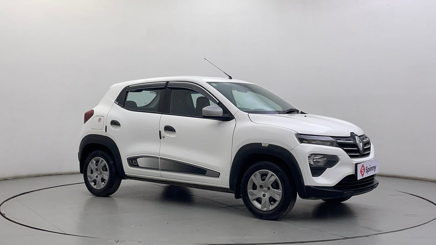 Used 2021 Renault Kwid RXT 1.0 Opt Petrol Manual exterior RIGHT FRONT CORNER VIEW