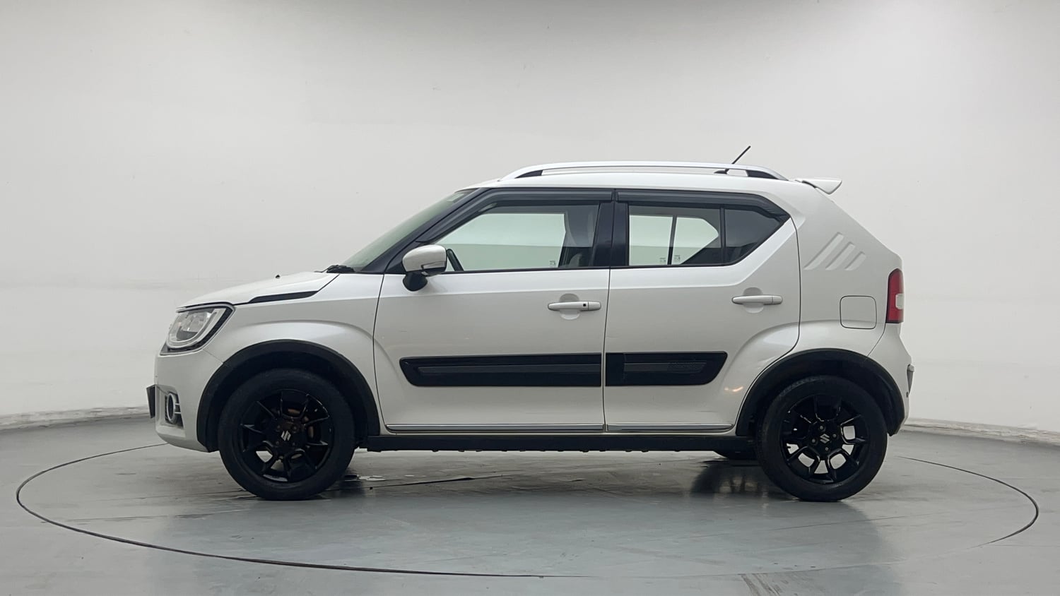 Used 2019 Maruti Suzuki Ignis Alpha 1.2 AMT Petrol Automatic exterior LEFT SIDE VIEW