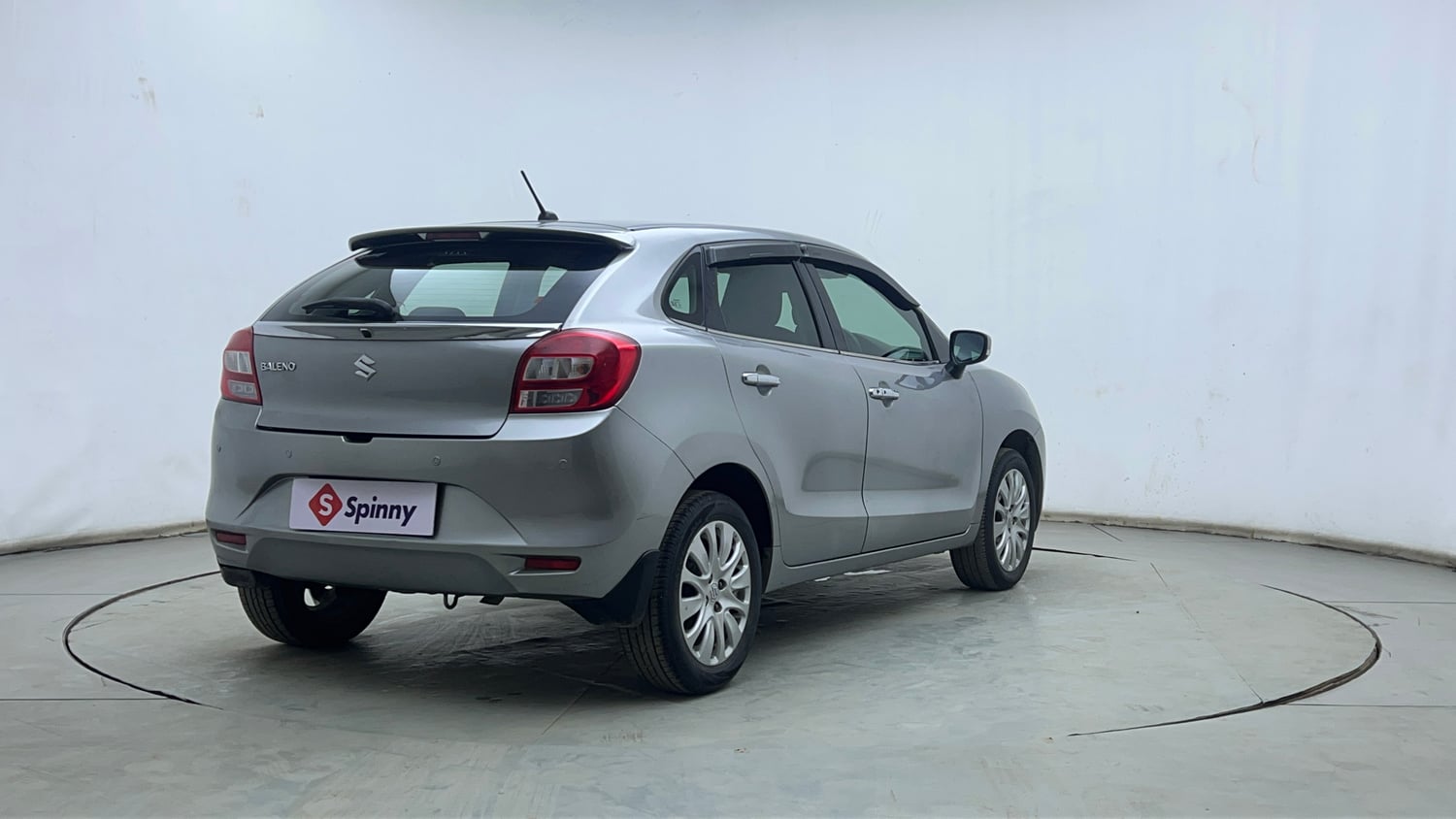Used 2015 Maruti Suzuki Baleno Alpha 1.2 Petrol Manual exterior RIGHT REAR CORNER VIEW