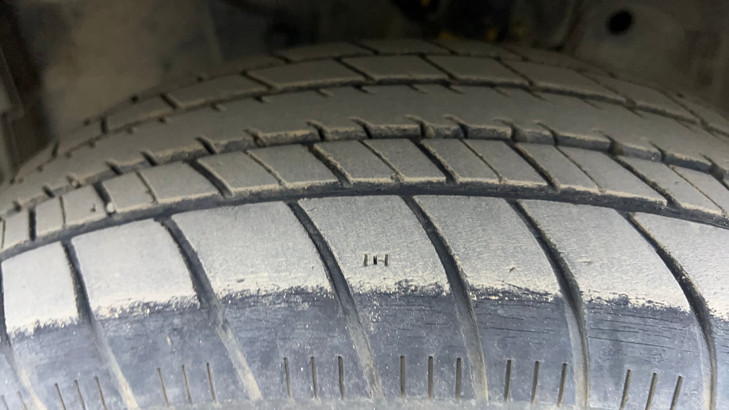 Used 2024 Honda Amaze S 1.2 Petrol MT Petrol Manual tyres LEFT FRONT TYRE TREAD VIEW