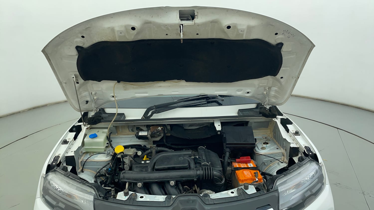 Used 2021 Renault Kwid RXT 1.0 Opt Petrol Manual engine ENGINE & BONNET OPEN FRONT VIEW