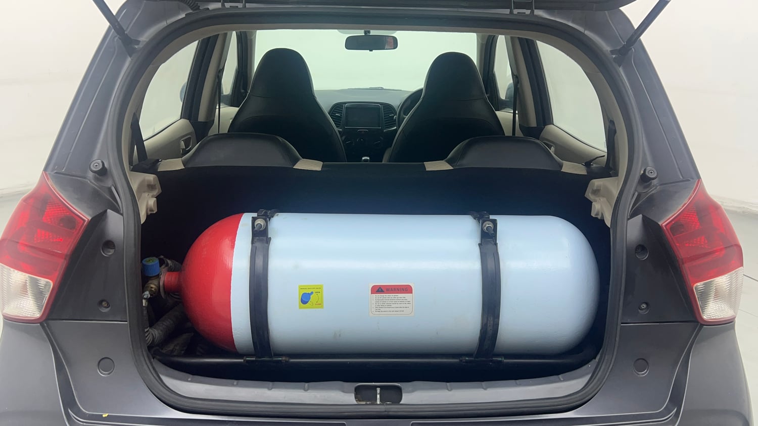 Used 2019 Hyundai Santro Magna CNG Cng Manual interior DICKY INSIDE VIEW