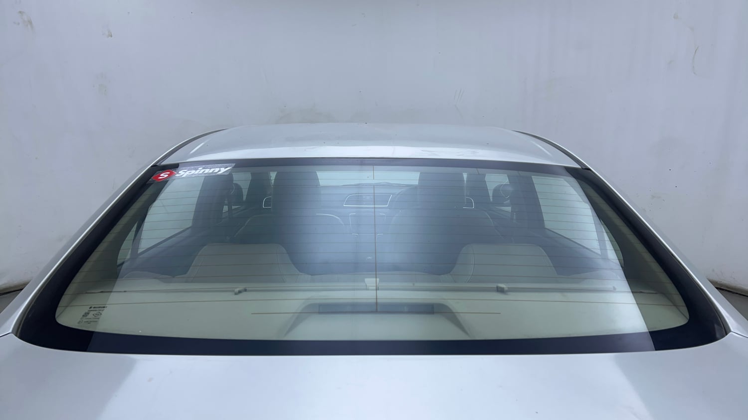 Used 2016 Maruti Suzuki Ciaz ZXi Petrol Manual exterior BACK WINDSHIELD VIEW