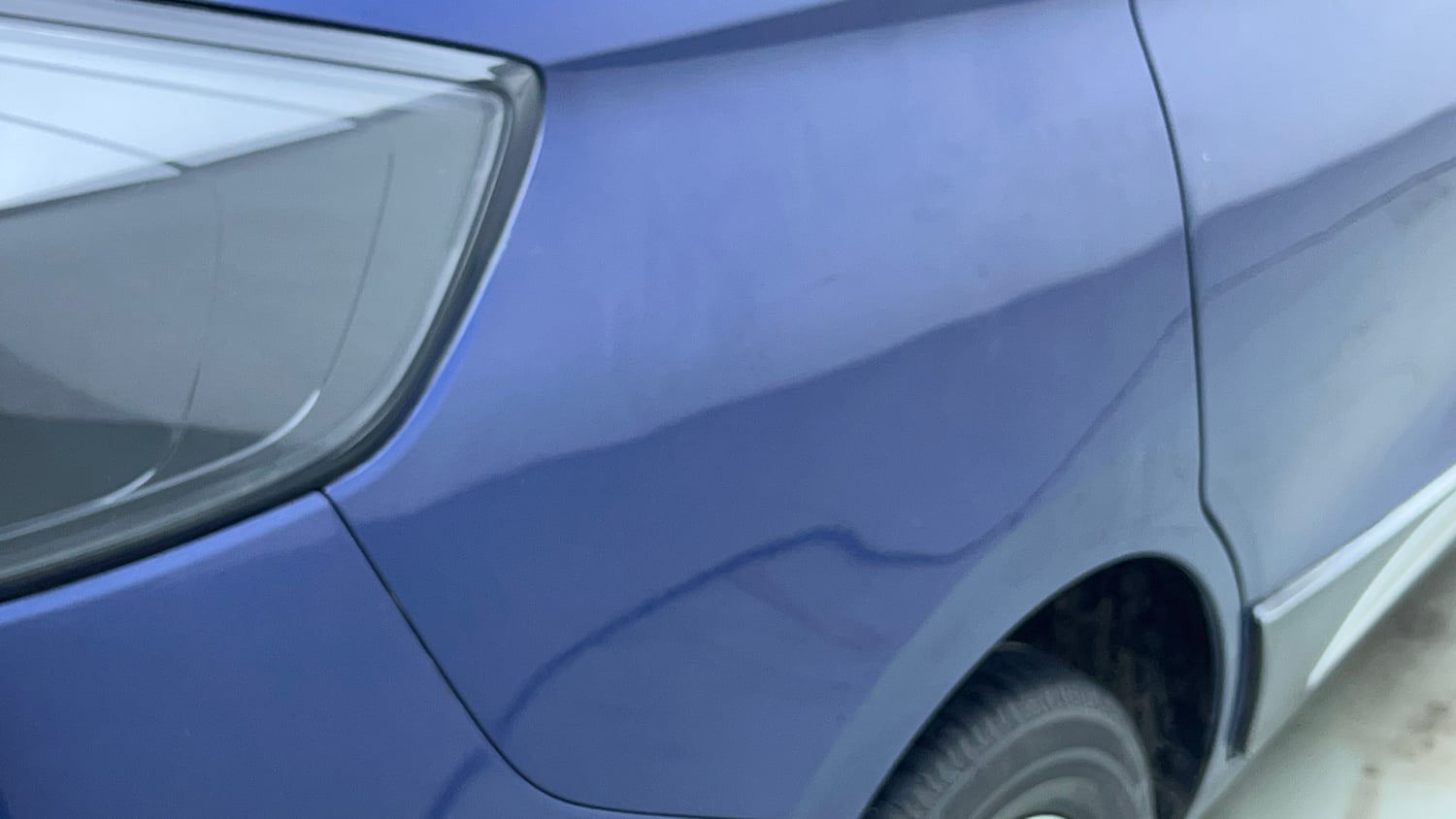 Used 2021 Maruti Suzuki New Ertiga VXi Petrol Manual dents MINOR SCRATCH