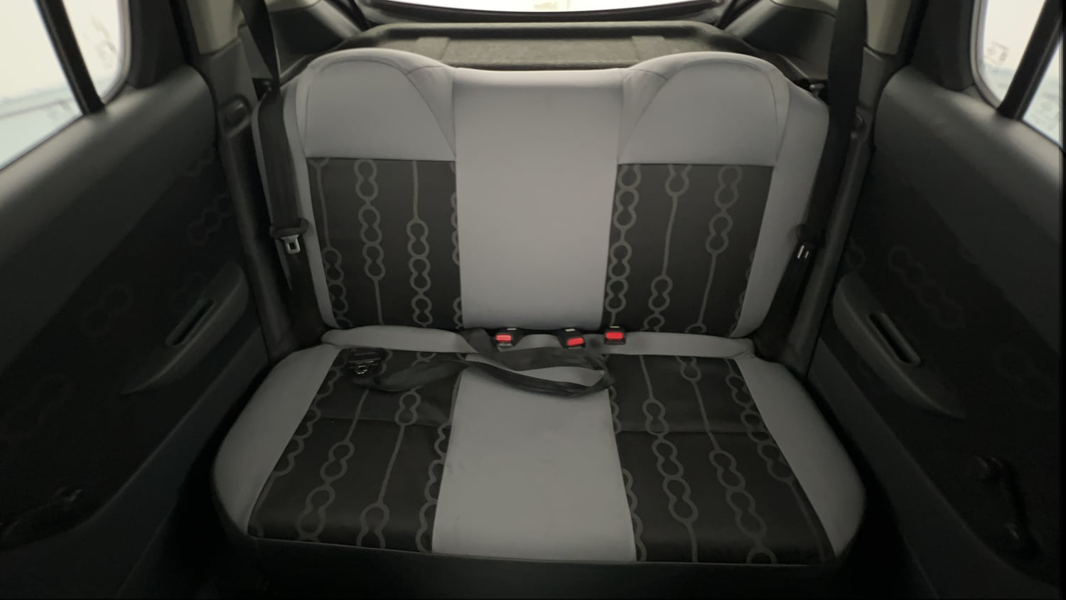 Used 2015 Maruti Suzuki Alto 800 Vxi Petrol Manual interior REAR SEAT CONDITION VIEW