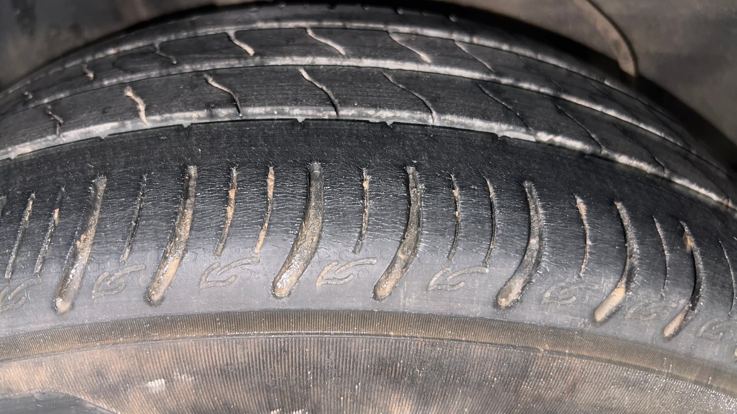 Used 2022 Tata Altroz XM Plus Petrol Petrol Manual tyres RIGHT REAR TYRE TREAD VIEW