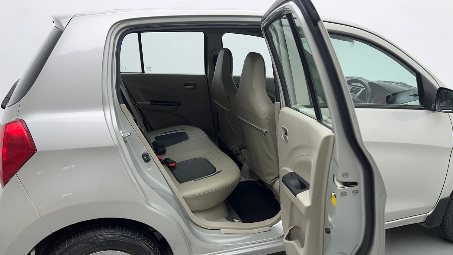 Used 2017 Maruti Suzuki Celerio ZXi Petrol Manual interior RIGHT SIDE REAR DOOR CABIN VIEW