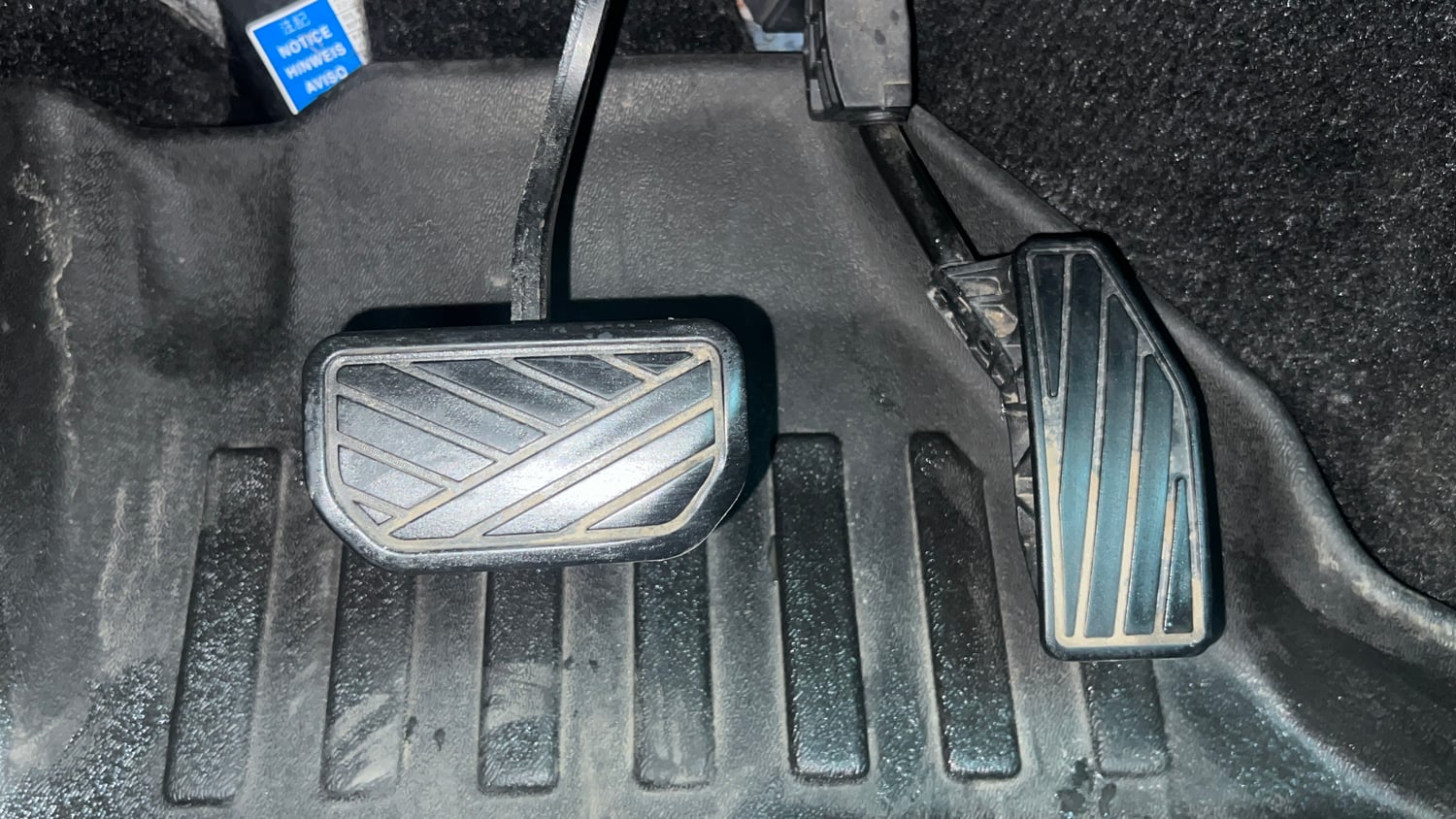 Used 2020 Toyota Glanza V CVT Petrol Automatic interior PEDALS VIEW