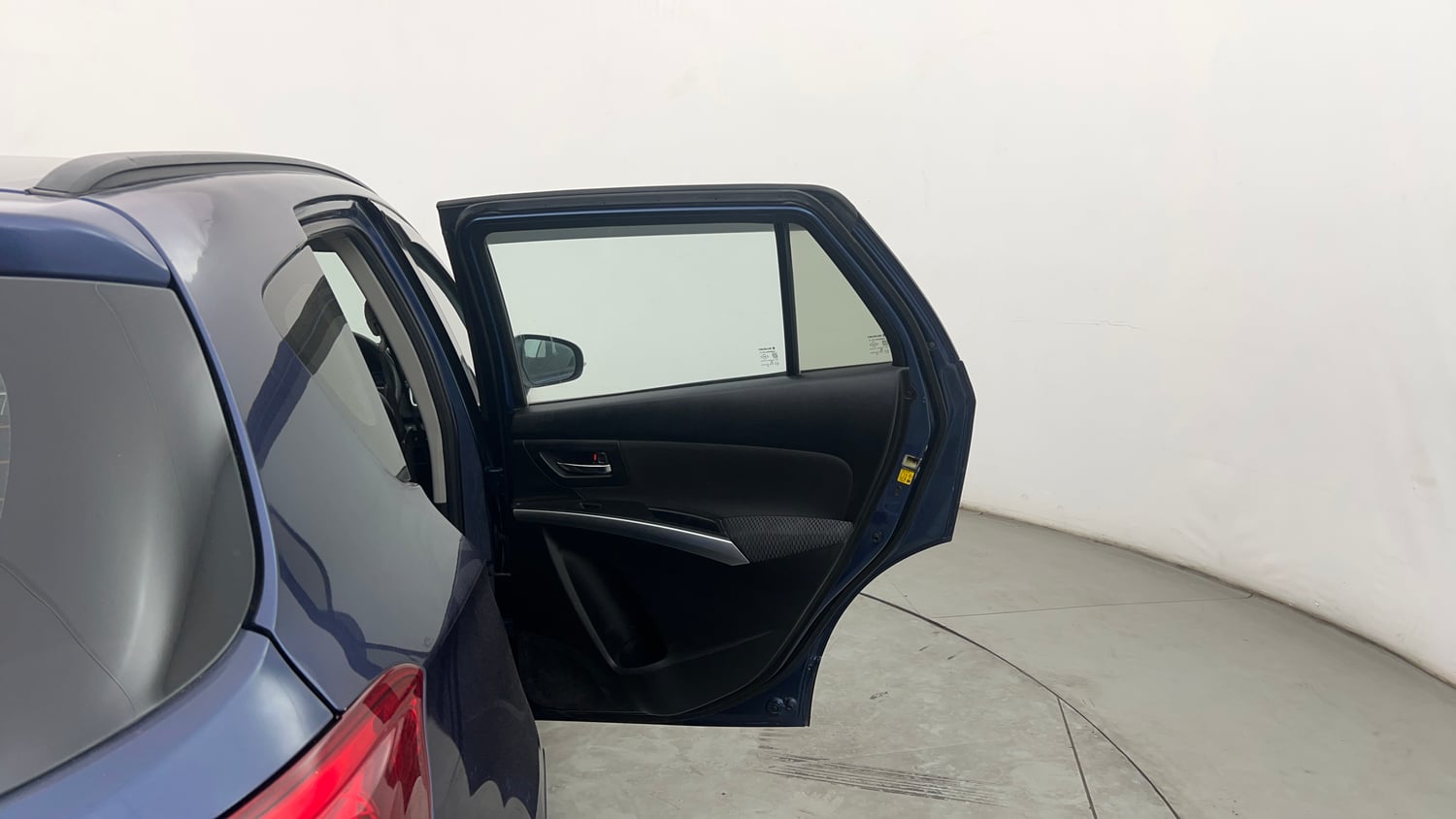 Used 2018 Maruti Suzuki S-Cross Zeta 1.3 Diesel Manual interior RIGHT REAR DOOR OPEN VIEW