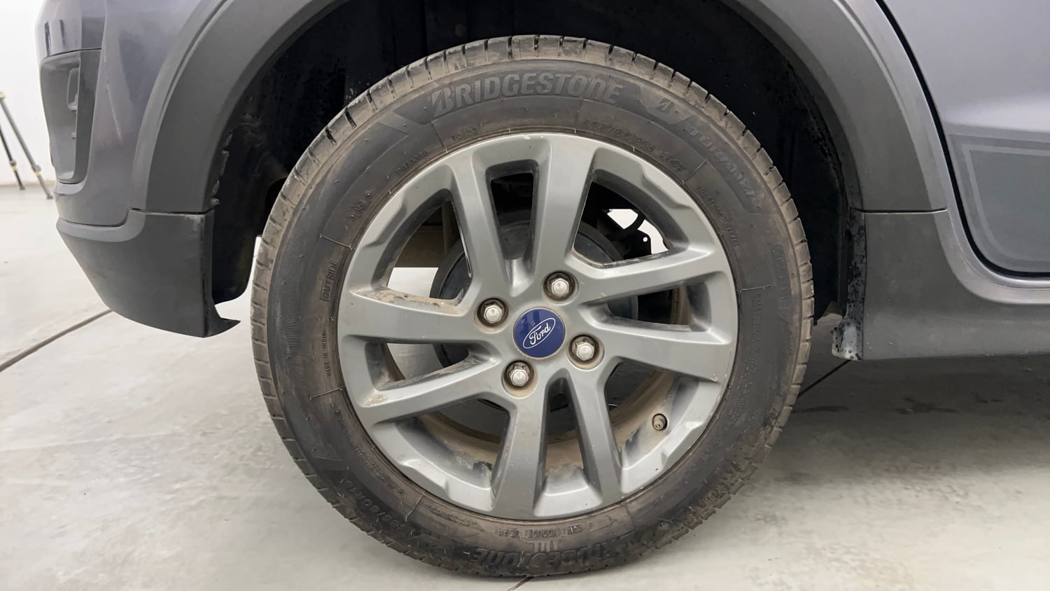 Used 2018 Ford Freestyle Titanium Plus 1.2 Ti-VCT Petrol Manual tyres RIGHT REAR TYRE RIM VIEW