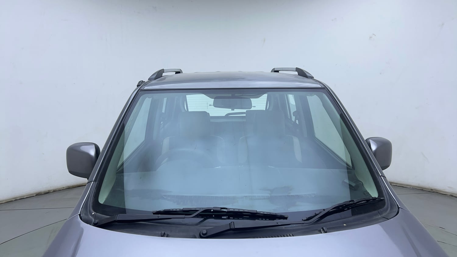 Used 2015 Maruti Suzuki Wagon R VXI Petrol Manual exterior FRONT WINDSHIELD VIEW