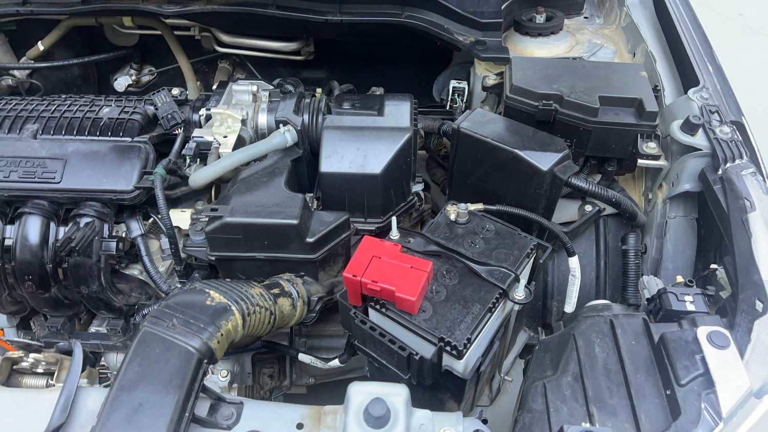 Used 2024 Honda Amaze S 1.2 Petrol MT Petrol Manual engine ENGINE LEFT SIDE VIEW