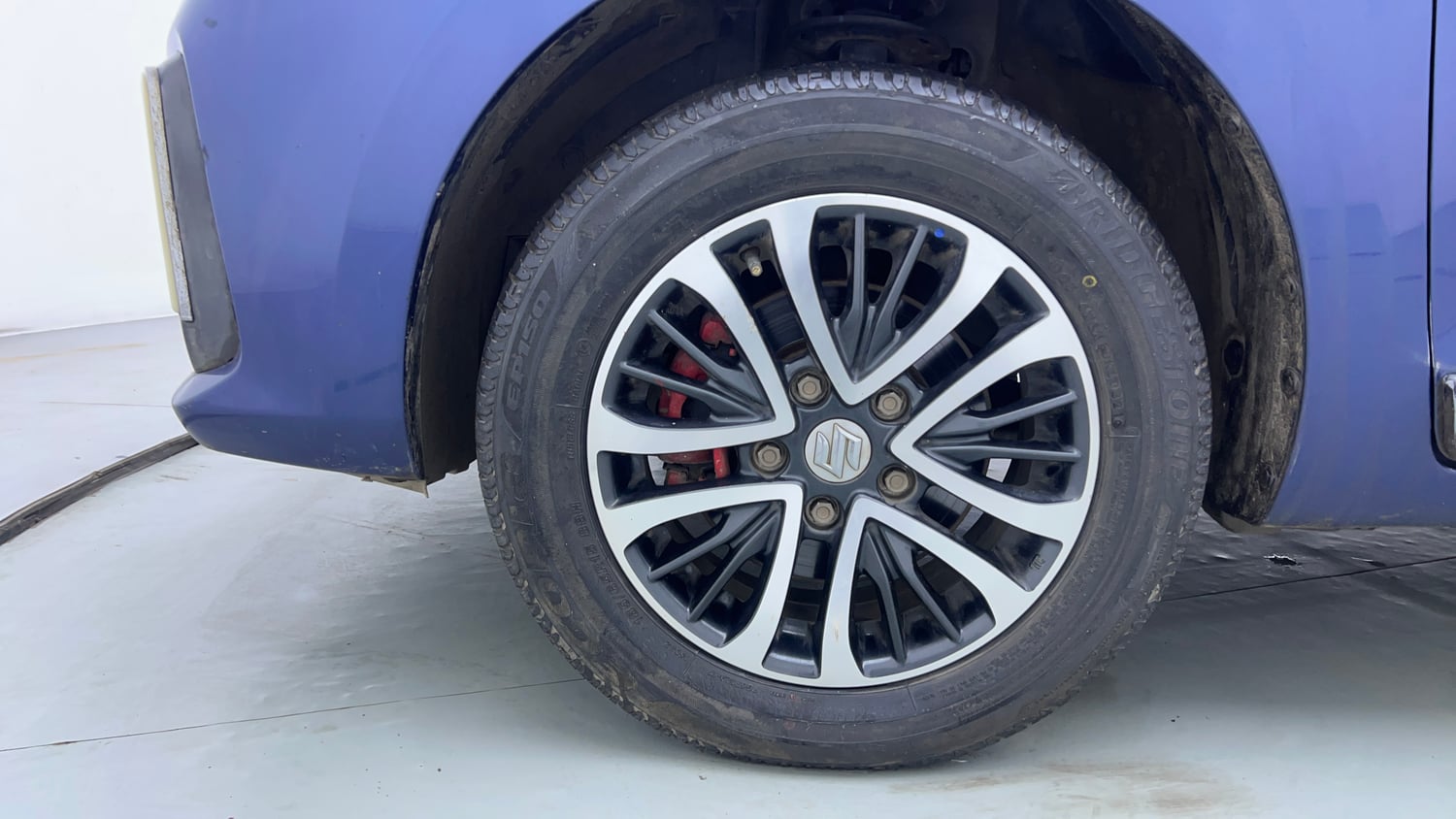 Used 2021 Maruti Suzuki New Ertiga VXi Petrol Manual tyres LEFT FRONT TYRE RIM VIEW