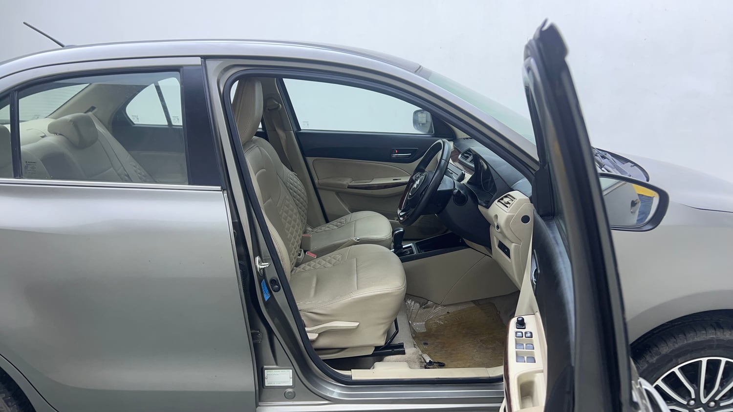 Used 2018 Maruti Suzuki Dzire ZXi Plus AMT Petrol Automatic interior RIGHT SIDE FRONT DOOR CABIN VIEW