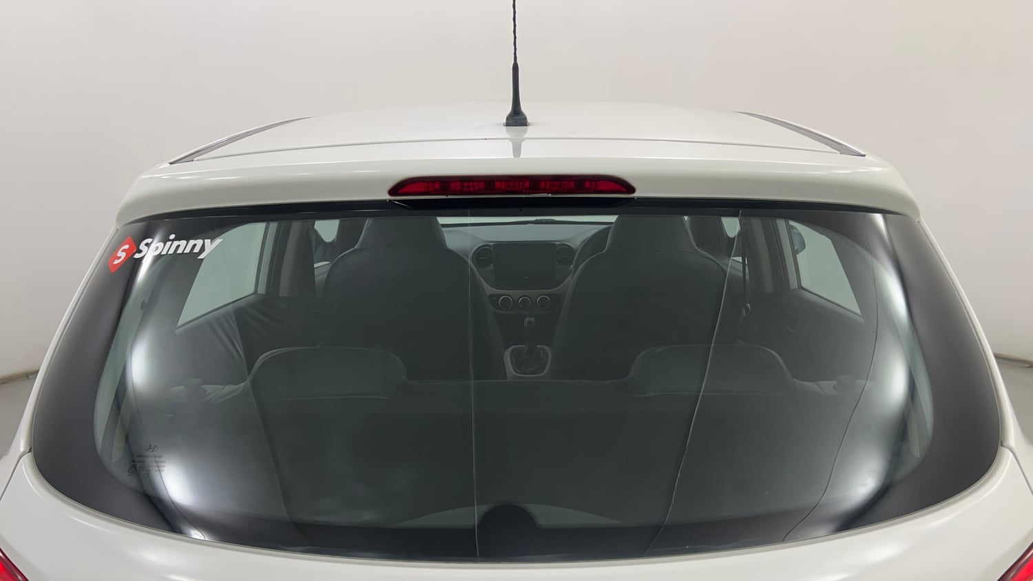 Used 2018 Hyundai Grand i10 Magna AT 1.2 Kappa VTVT Petrol Automatic exterior BACK WINDSHIELD VIEW