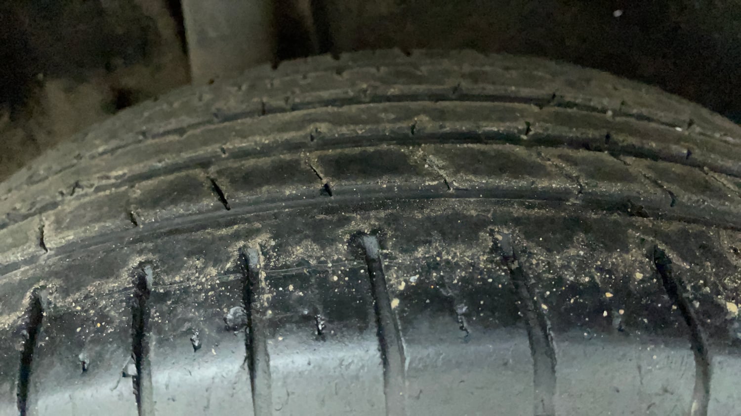Used 2019 maruti-suzuki Vitara Brezza ZDi Plus AGS Diesel Automatic tyres RIGHT REAR TYRE TREAD VIEW