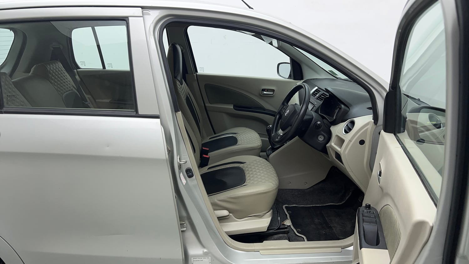 Used 2017 Maruti Suzuki Celerio ZXi Petrol Manual interior RIGHT SIDE FRONT DOOR CABIN VIEW