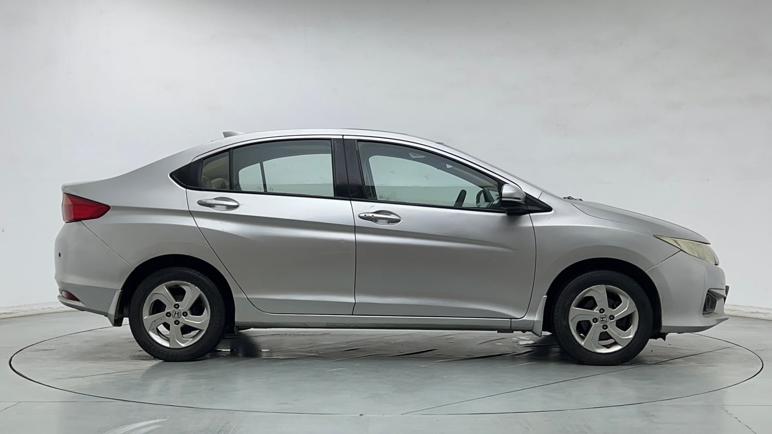 Used 2014 Honda City VX CVT Petrol Automatic exterior RIGHT SIDE VIEW