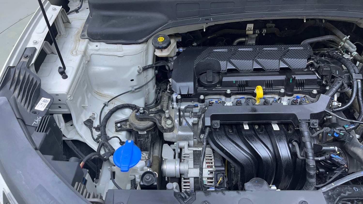 Used 2024 Hyundai Creta 1.5 MPi Petrol MT S(O) Petrol Manual engine ENGINE RIGHT SIDE VIEW