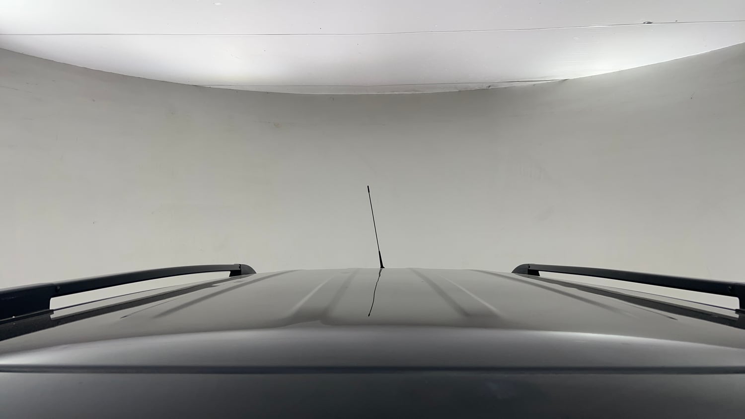 Used 2017 Mahindra TUV300 T8 mHAWK100 Dual Tone Diesel Manual exterior EXTERIOR ROOF VIEW