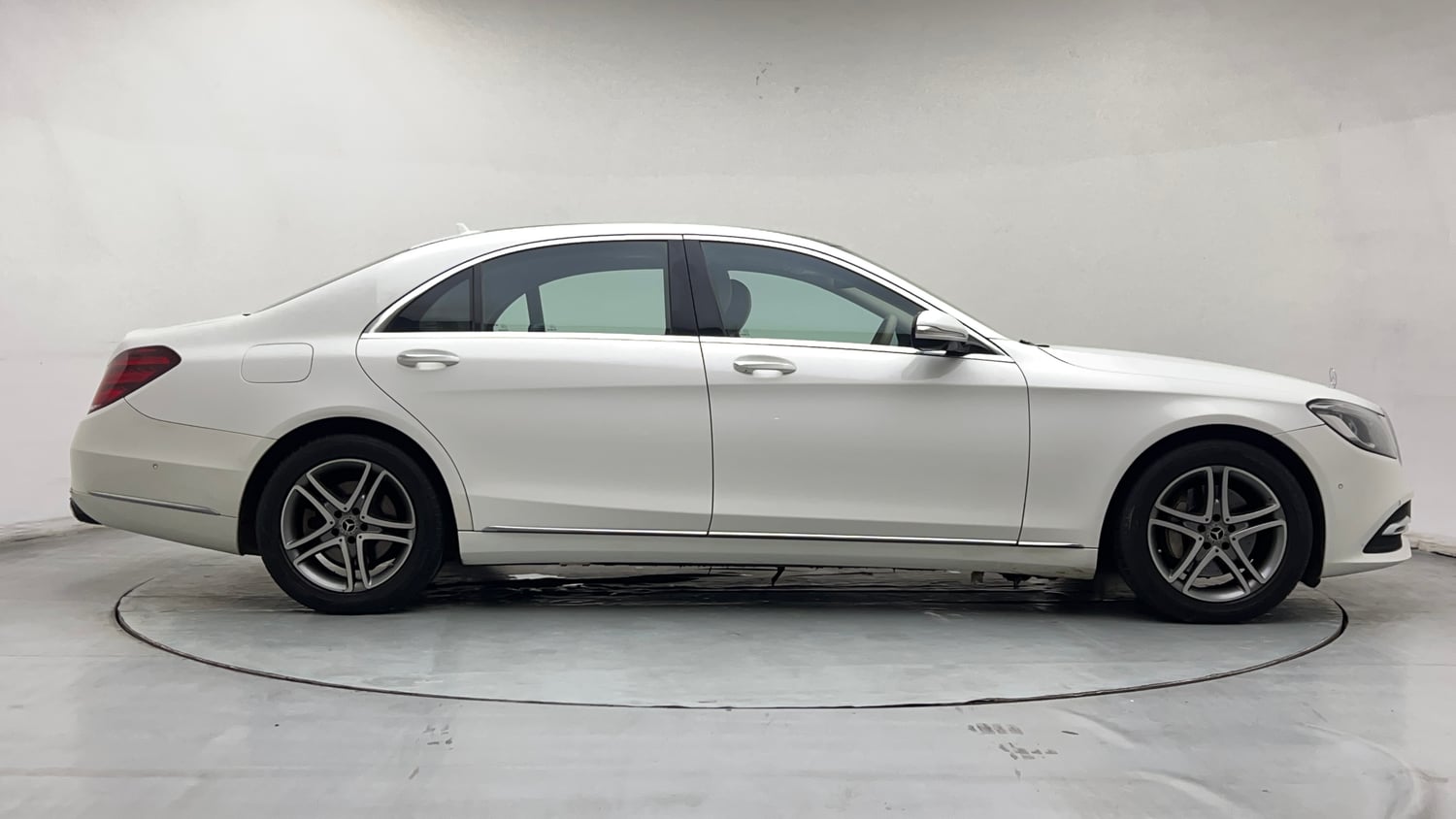 Used 2020 Mercedes-Benz S-Class (W222) S 350D Diesel Automatic exterior RIGHT SIDE VIEW
