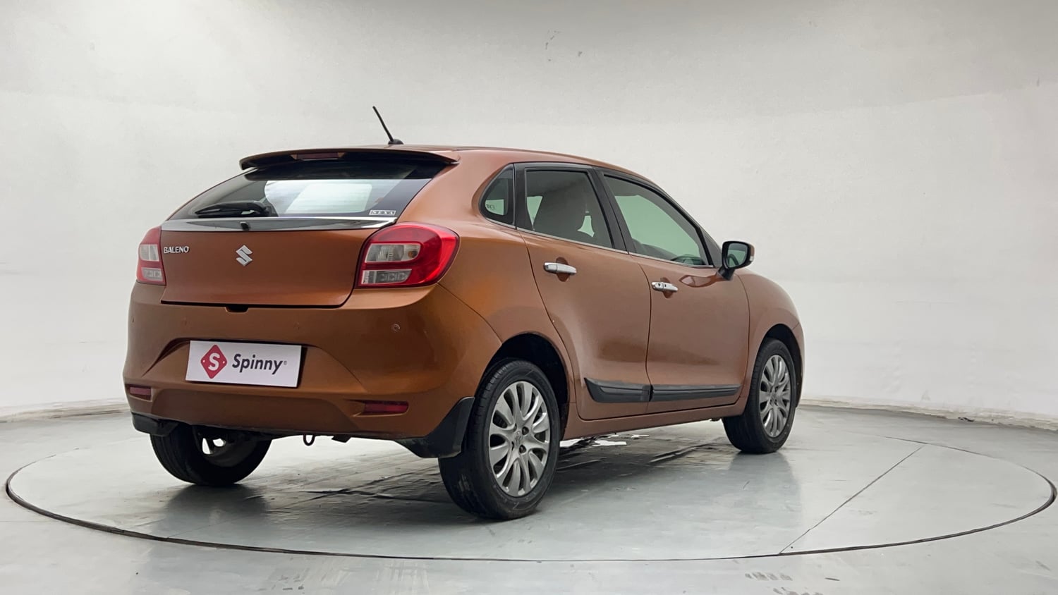 Used 2018 Maruti Suzuki Baleno Alpha 1.2 Petrol Manual exterior RIGHT REAR CORNER VIEW