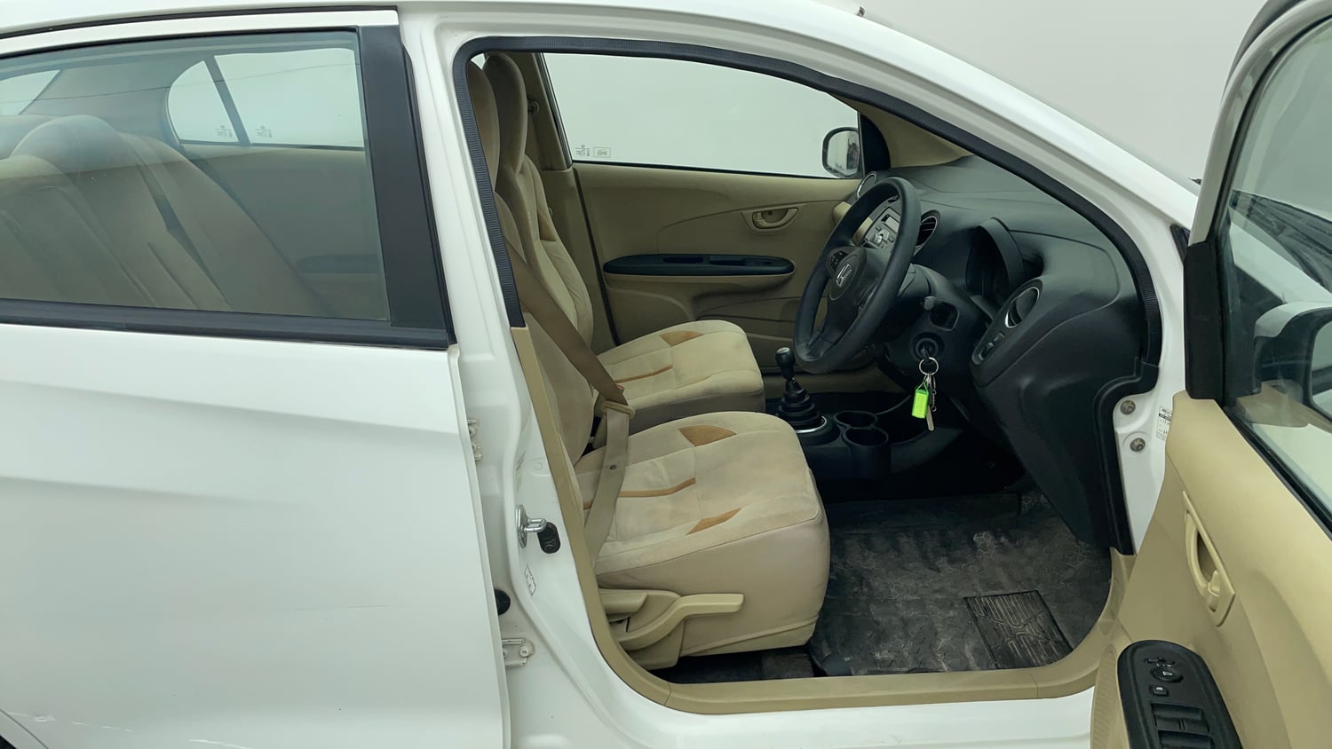 Used 2014 Honda Amaze 1.2 S i-VTEC Petrol Manual interior RIGHT SIDE FRONT DOOR CABIN VIEW