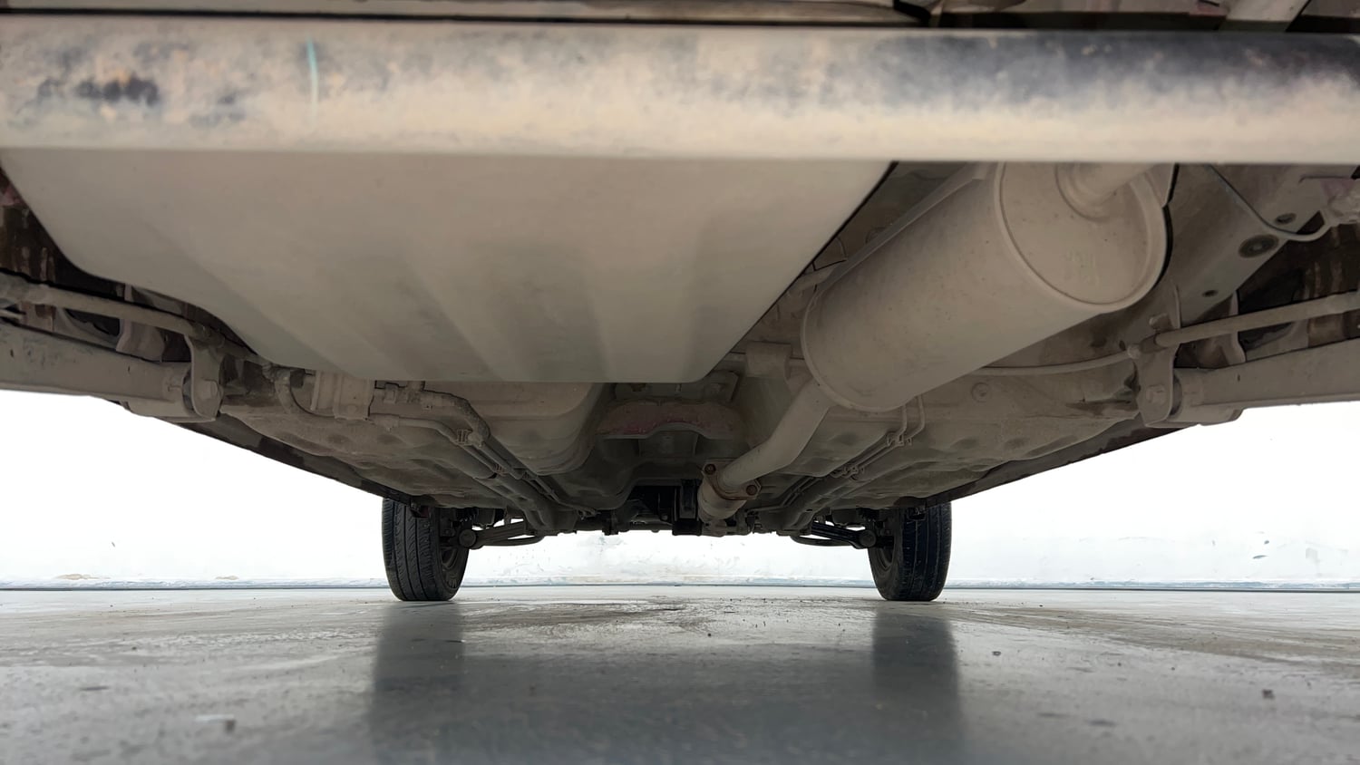 Used 2017 Maruti Suzuki Alto 800 VXi Petrol Manual extra REAR UNDERBODY VIEW (TAKEN FROM REAR)