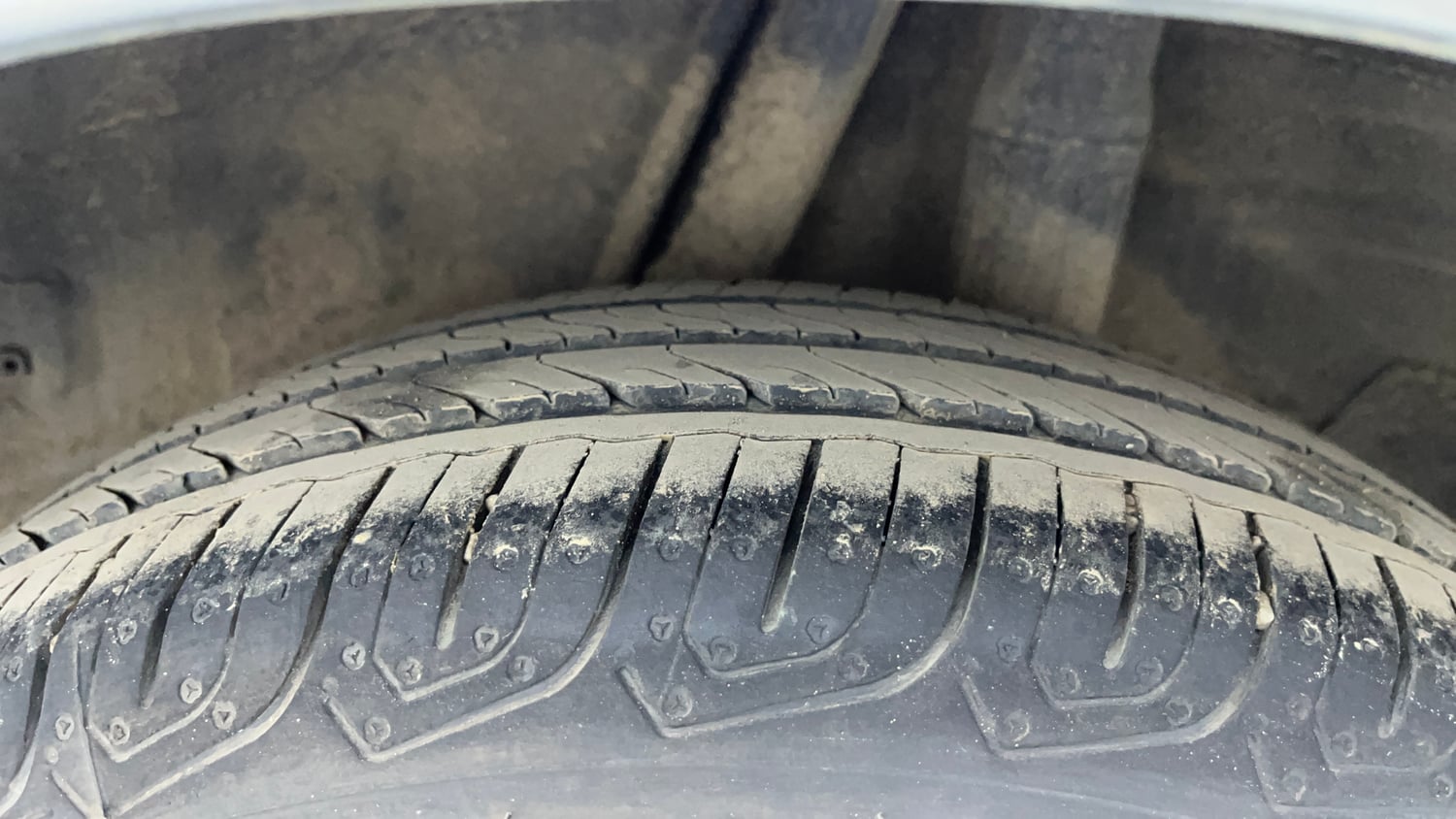 Used 2018 Honda Amaze 1.2 V CVT Petrol Petrol Automatic tyres LEFT REAR TYRE TREAD VIEW