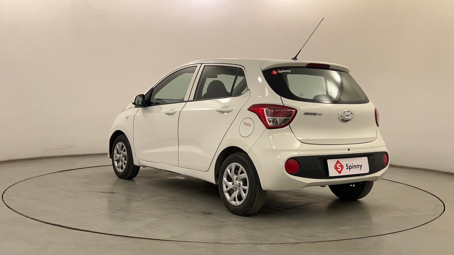 Used 2018 Hyundai Grand i10 Magna AT 1.2 Kappa VTVT Petrol Automatic exterior LEFT REAR CORNER VIEW