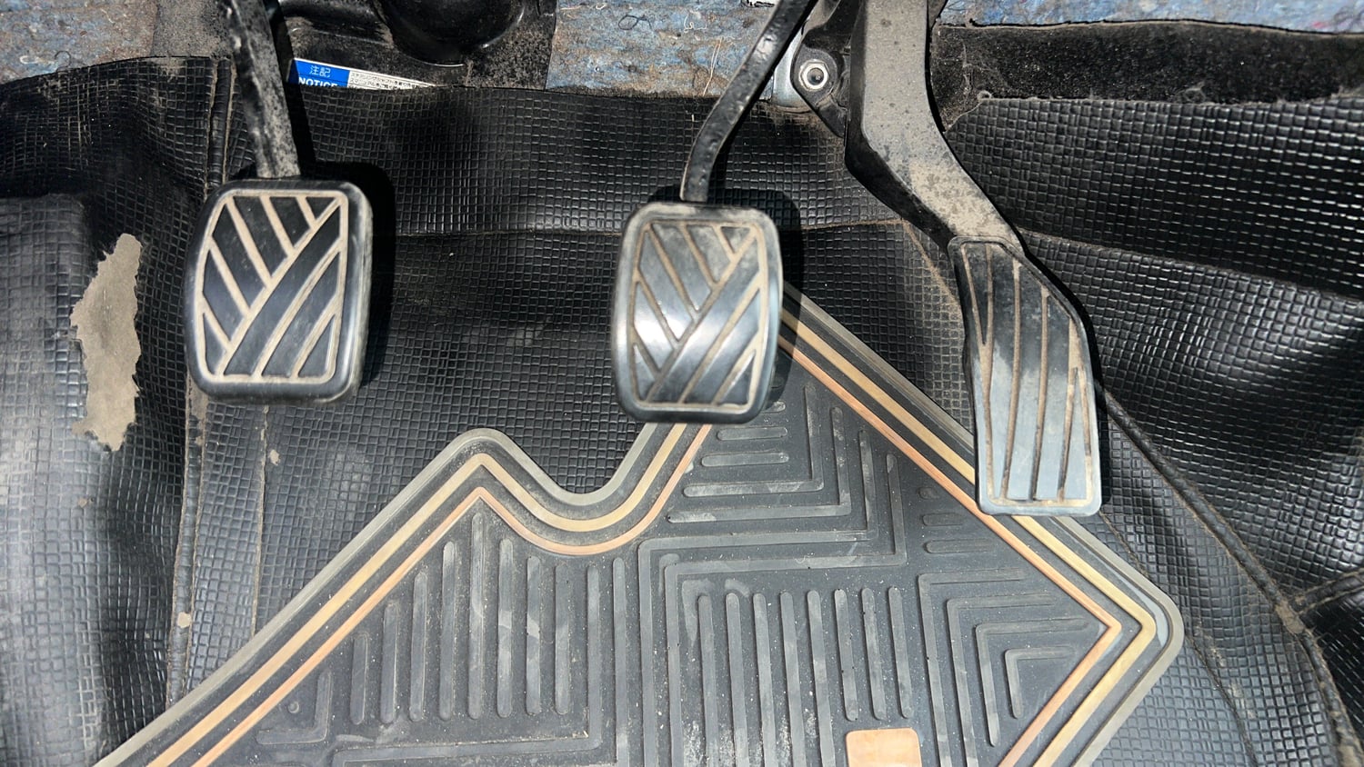 Used 2018 Maruti Suzuki S-Cross Zeta 1.3 Diesel Manual interior PEDALS VIEW