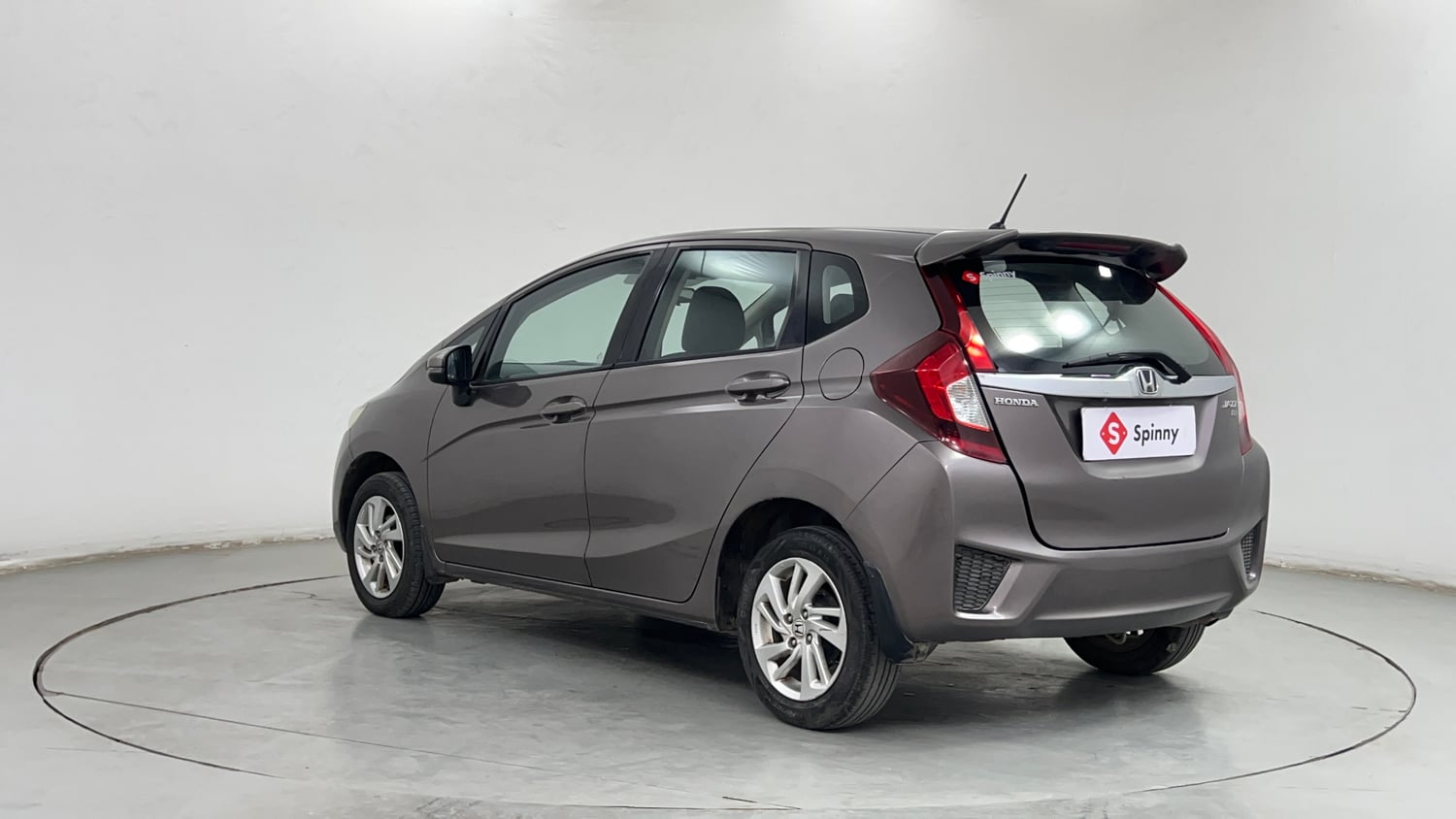 Used 2016 Honda Jazz VX Petrol+cng(outside fitted) Cng Manual exterior LEFT REAR CORNER VIEW