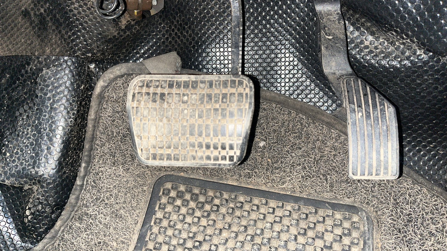 Used 2018 Tata Nexon XZA Plus Diesel Dual Tone Diesel Automatic interior PEDALS VIEW