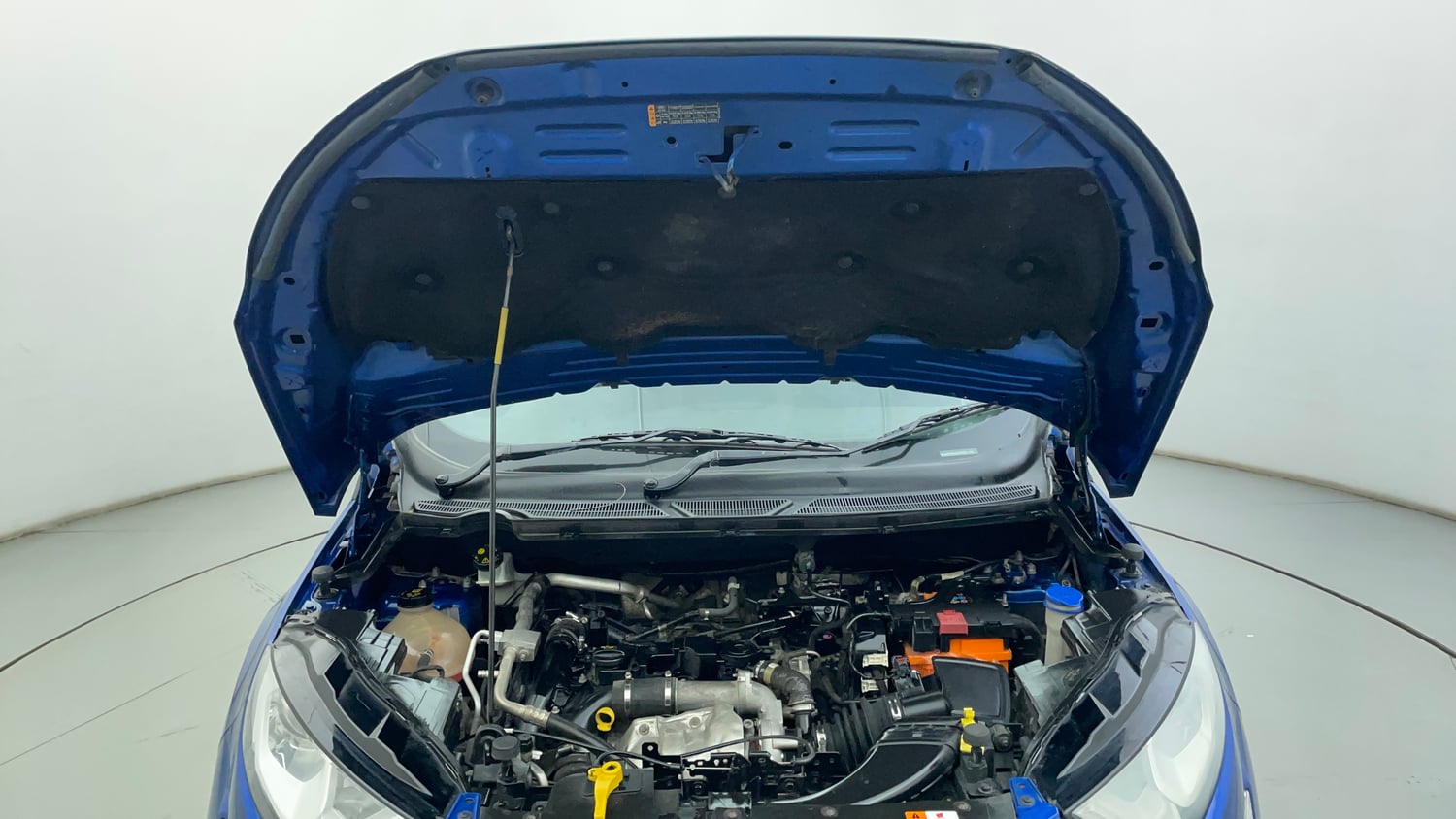 Used 2017 Ford EcoSport Titanium + 1.5L TDCi Diesel Manual engine ENGINE & BONNET OPEN FRONT VIEW