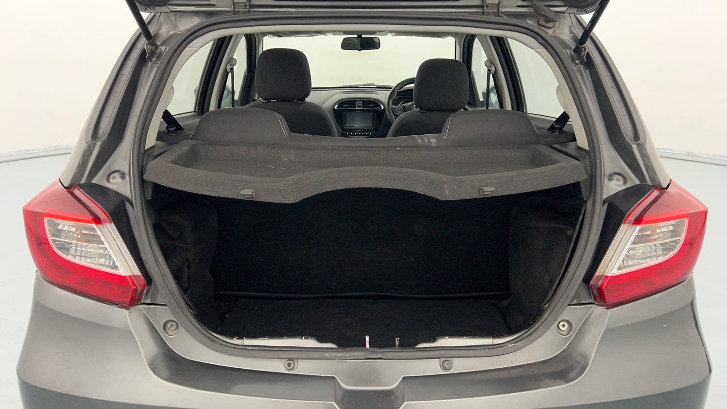 Used 2020 Tata Tiago XZ Plus Petrol Manual interior DICKY INSIDE VIEW
