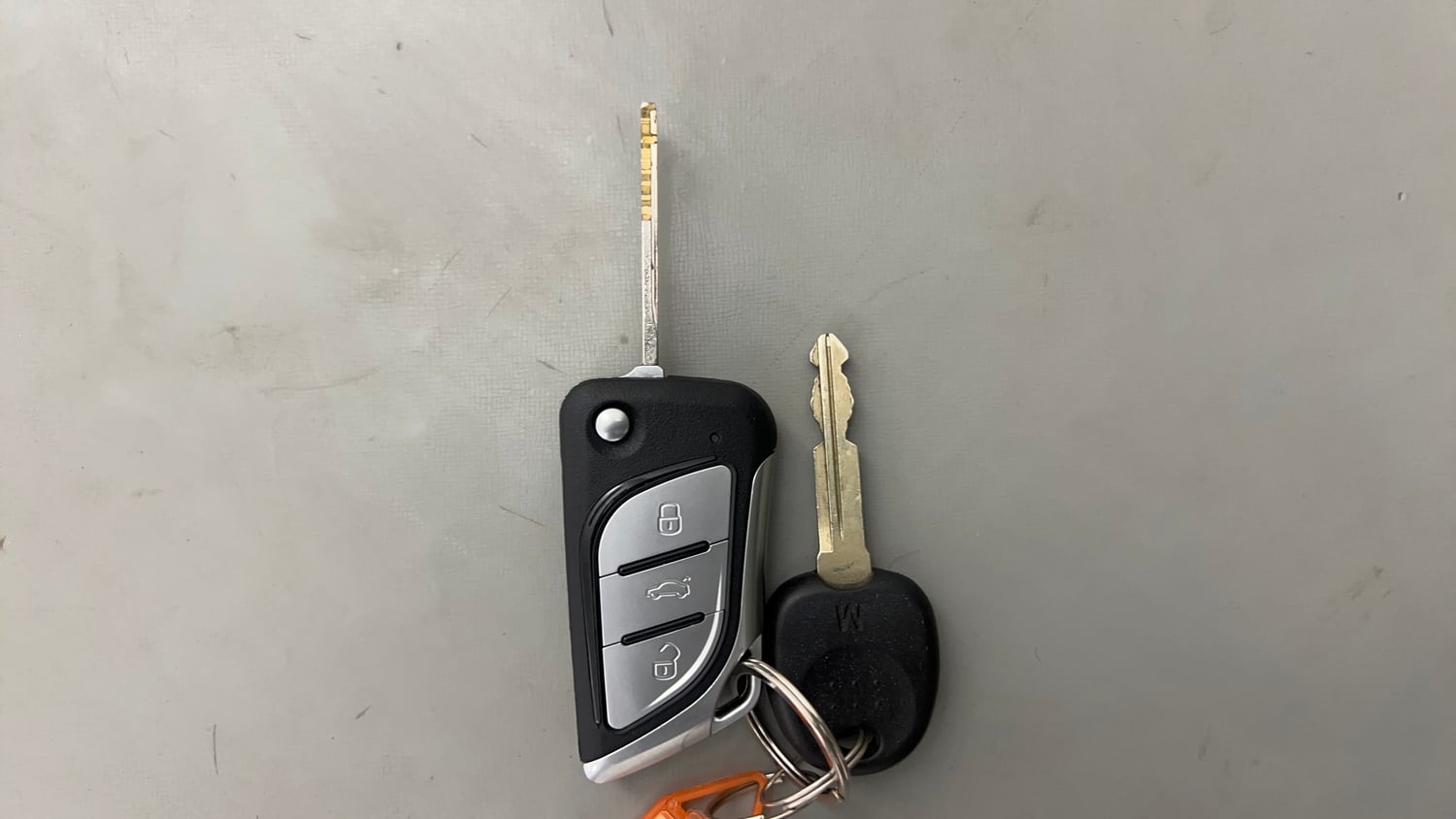 Used 2018 Hyundai Grand i10 Magna AT 1.2 Kappa VTVT Petrol Automatic extra CAR KEY VIEW