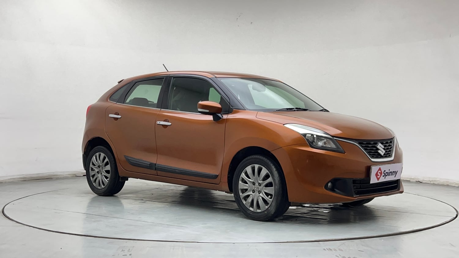 Used 2018 Maruti Suzuki Baleno Alpha 1.2 Petrol Manual exterior RIGHT FRONT CORNER VIEW