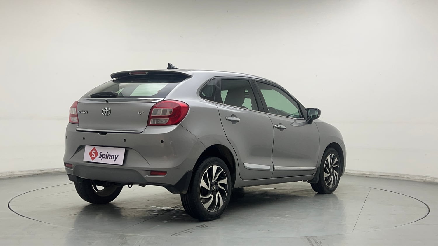 Used 2020 Toyota Glanza V CVT Petrol Automatic exterior RIGHT REAR CORNER VIEW
