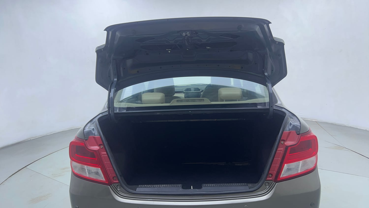 Used 2018 Maruti Suzuki Dzire ZXi Plus AMT Petrol Automatic interior DICKY DOOR OPEN VIEW