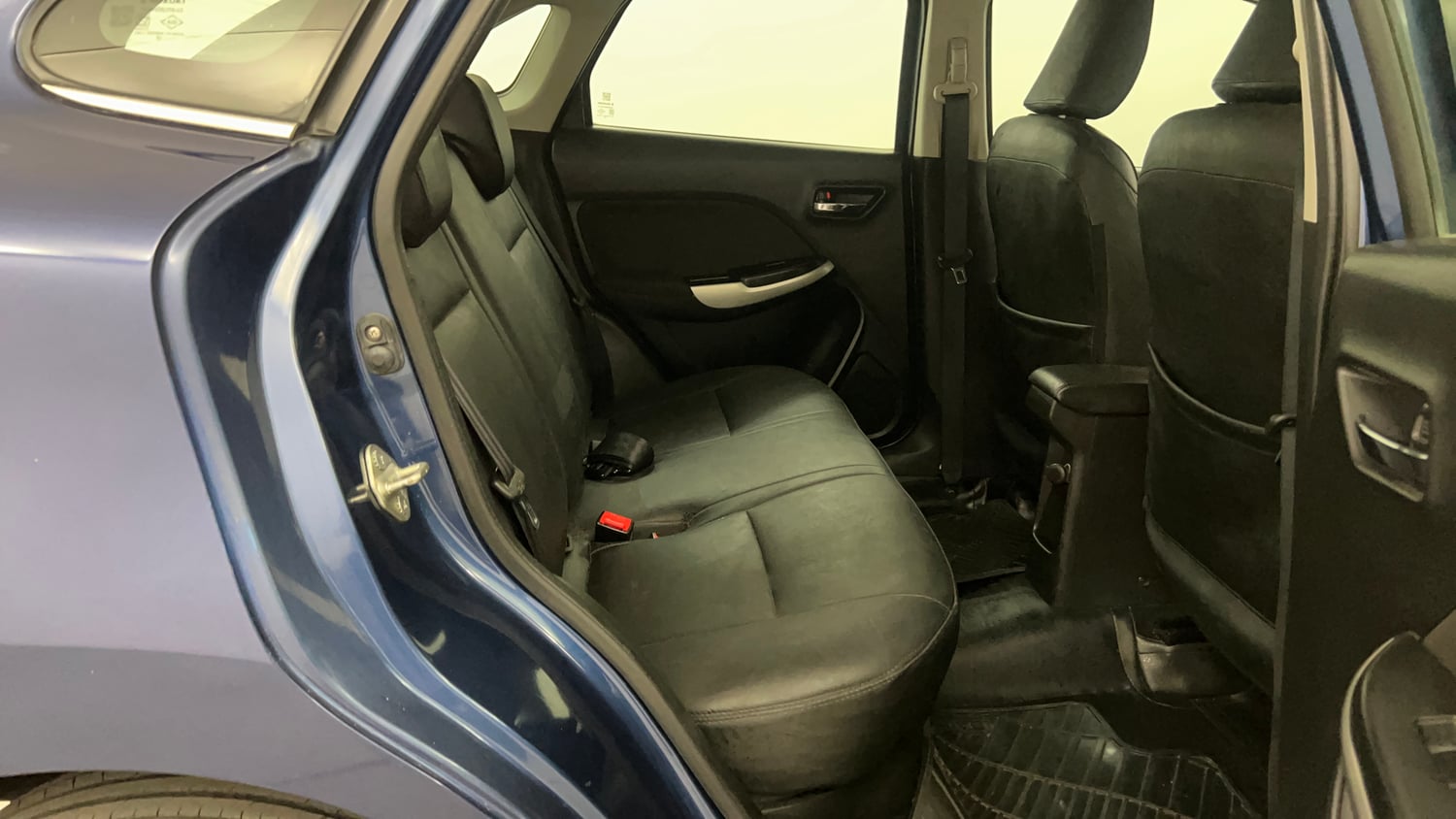 Used 2018 Maruti Suzuki Baleno Alpha 1.2 AT Petrol Automatic interior RIGHT SIDE REAR DOOR CABIN VIEW