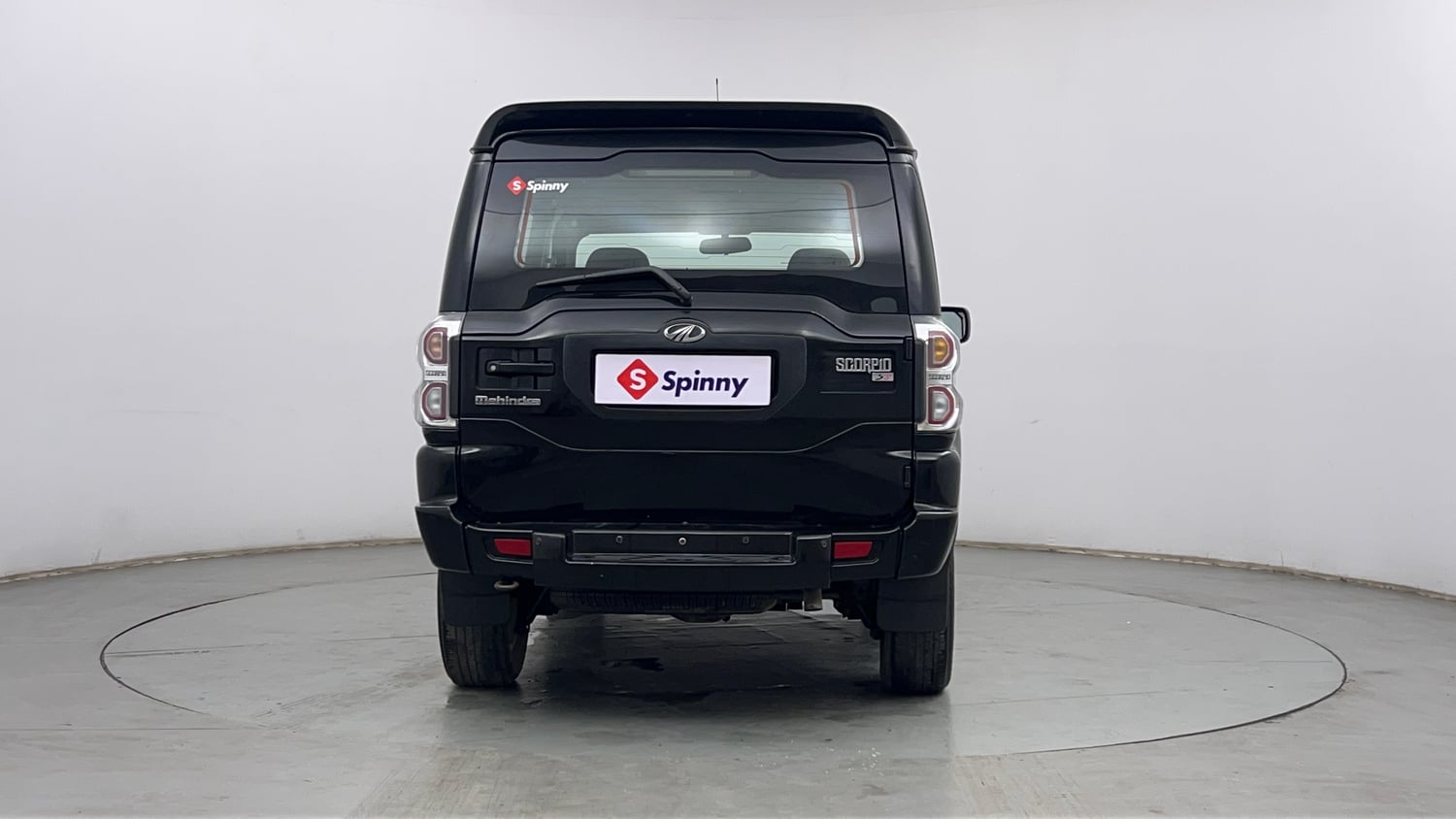 Used 2016 Mahindra Scorpio S6 Plus Diesel Manual exterior BACK VIEW