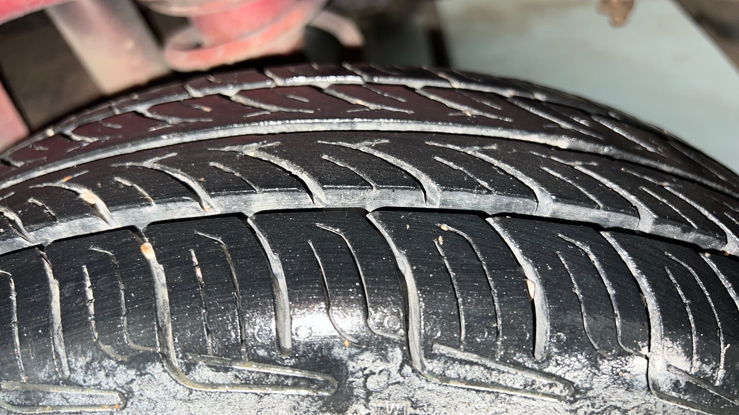 Used 2017 Maruti Suzuki Alto 800 VXi Petrol Manual tyres LEFT REAR TYRE TREAD VIEW