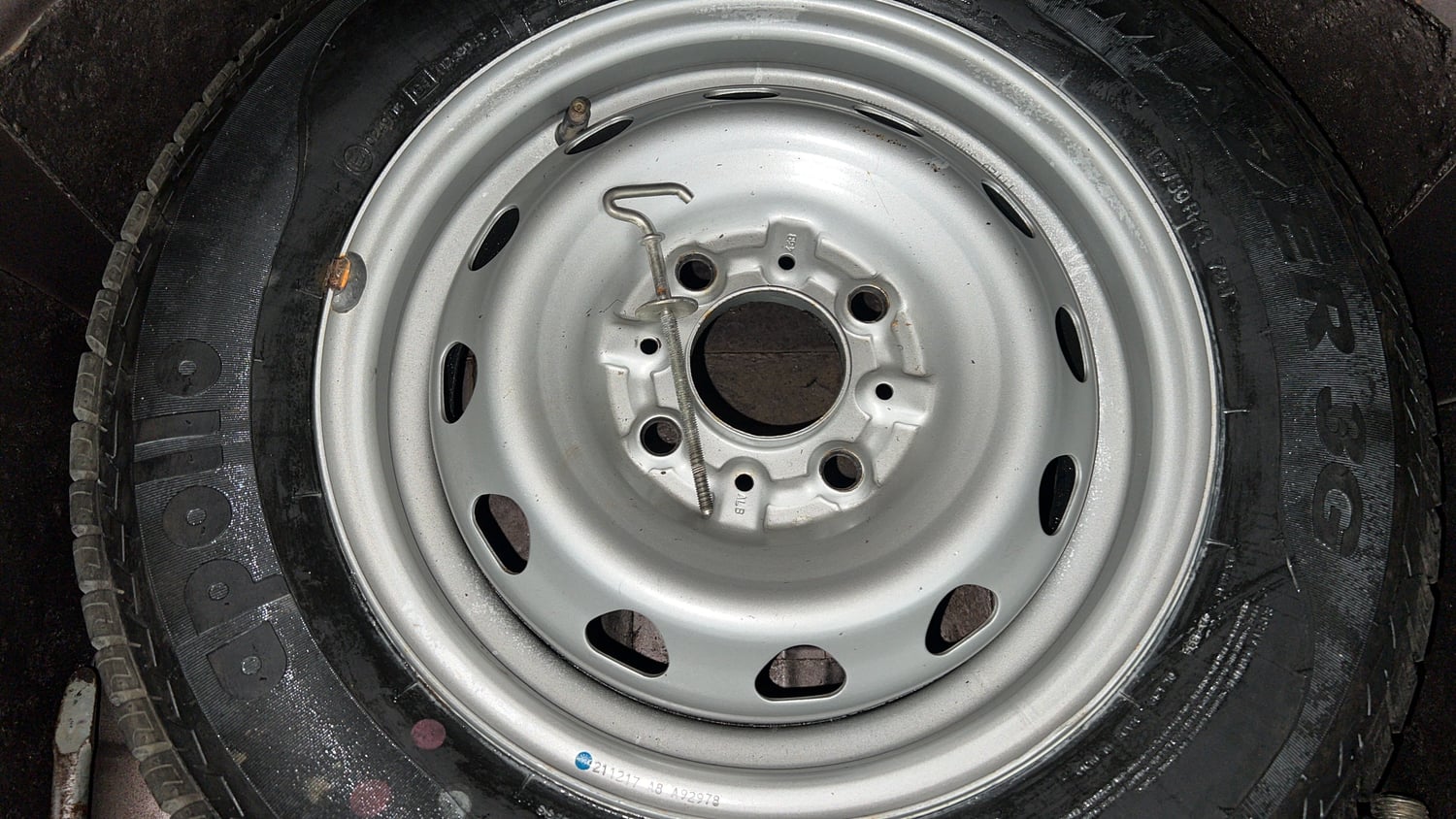 Used 2018 Tata Tigor Revotorq XZ (O) Diesel Manual tyres SPARE TYRE VIEW