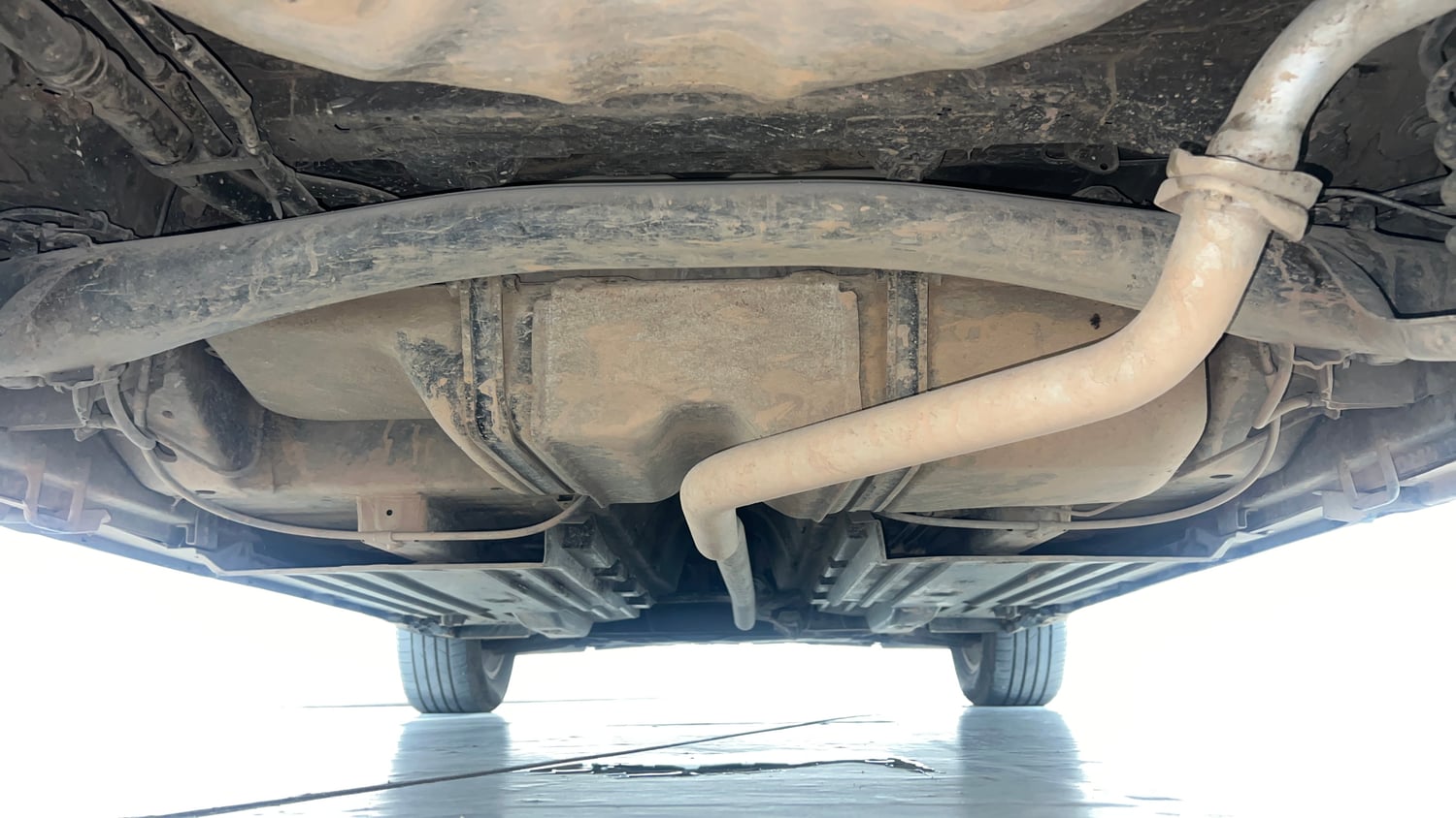 Used 2018 Maruti Suzuki S-Cross Zeta 1.3 Diesel Manual extra REAR UNDERBODY VIEW (TAKEN FROM REAR)