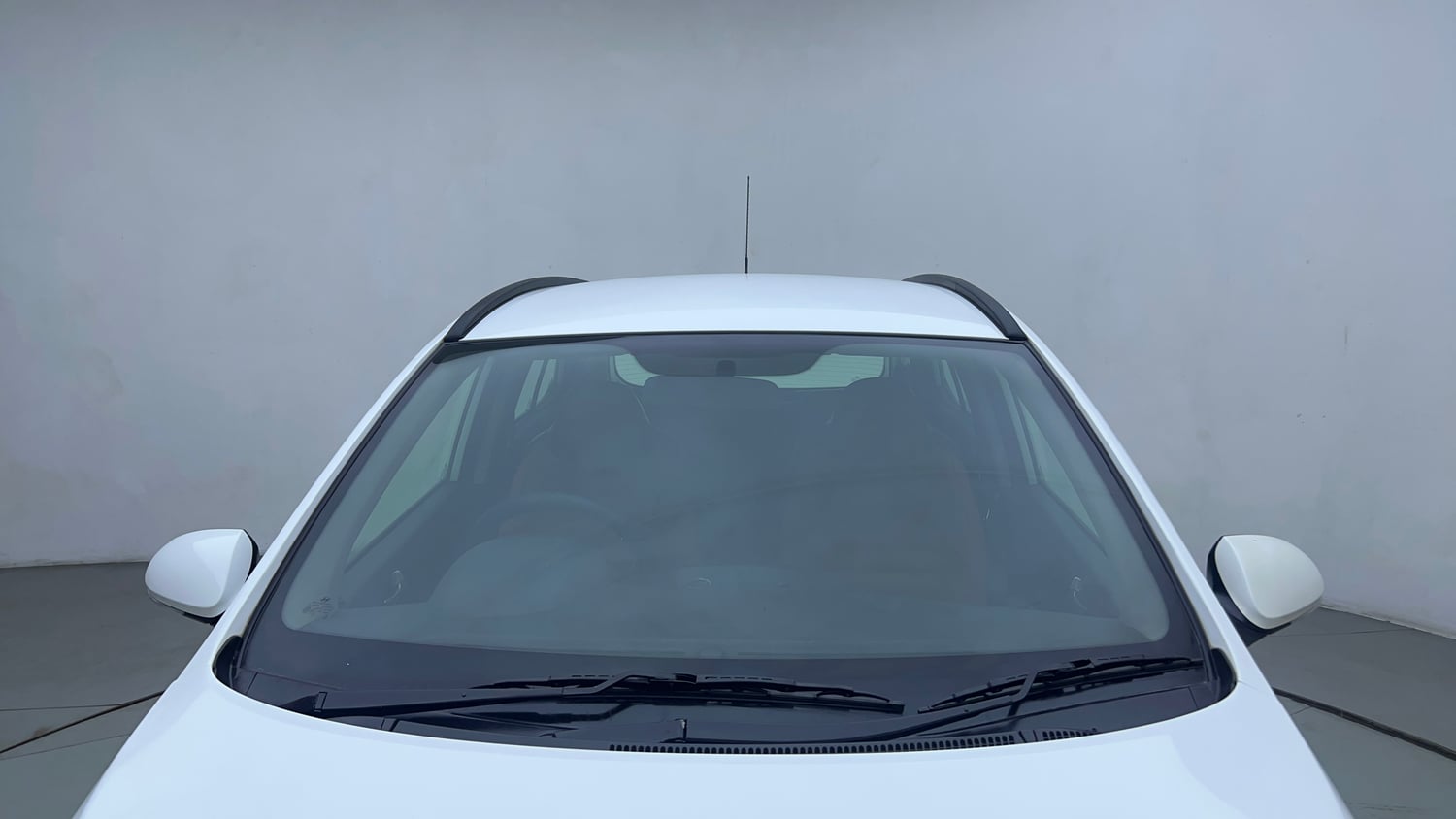Used 2019 Hyundai Grand i10 Sportz AT 1.2 Kappa VTVT Petrol Automatic exterior FRONT WINDSHIELD VIEW