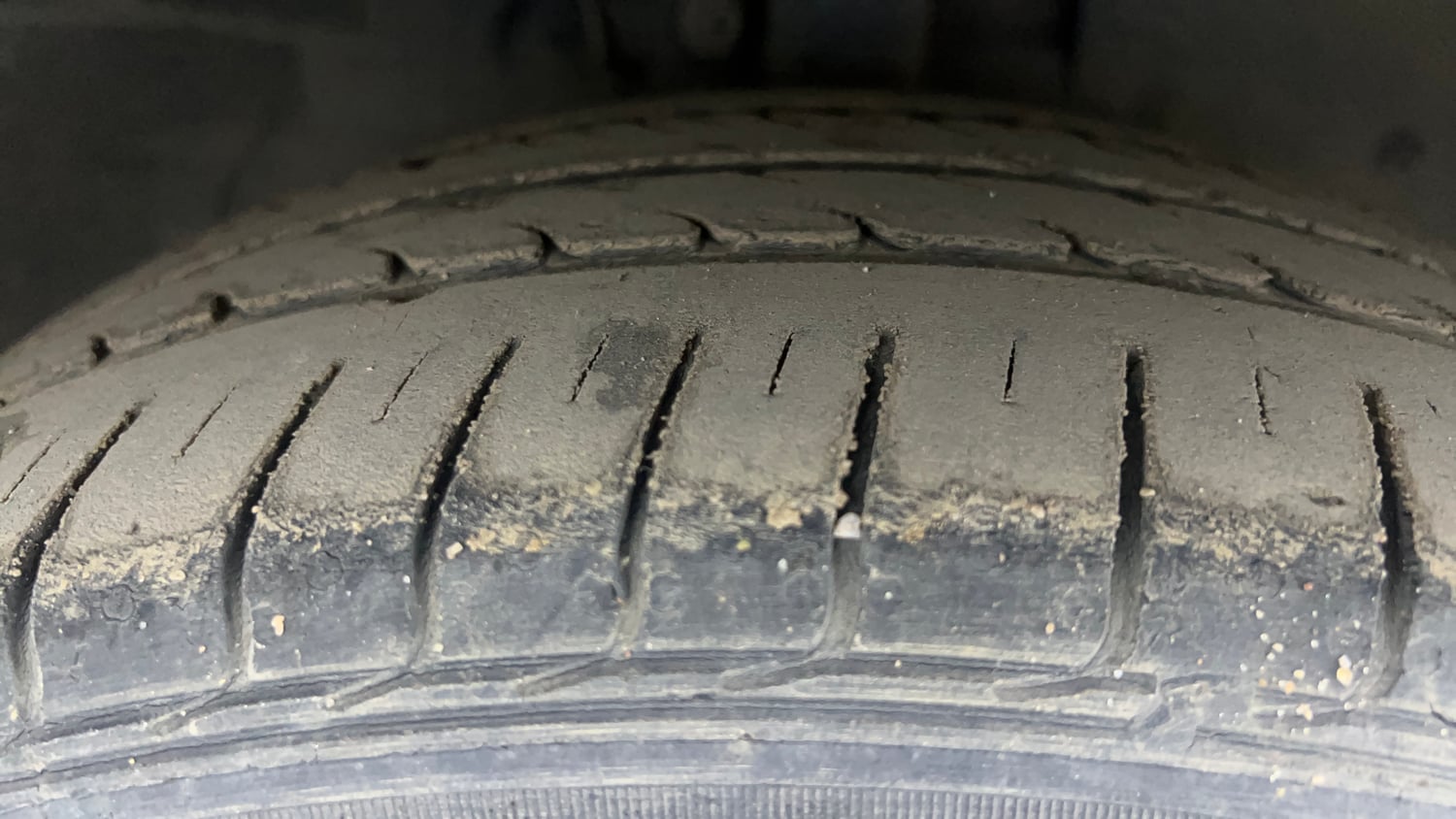 Used 2020 Ford Freestyle Titanium Plus 1.2 Ti-VCT Petrol Manual tyres RIGHT FRONT TYRE TREAD VIEW