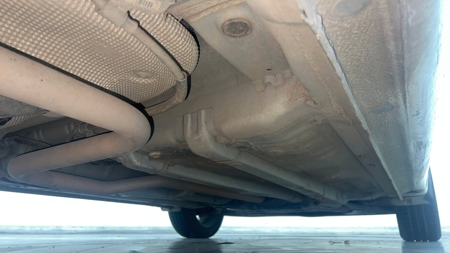 Used 2018 Hyundai Elite i20 Asta 1.2 (O) Petrol Manual extra REAR RIGHT UNDERBODY VIEW