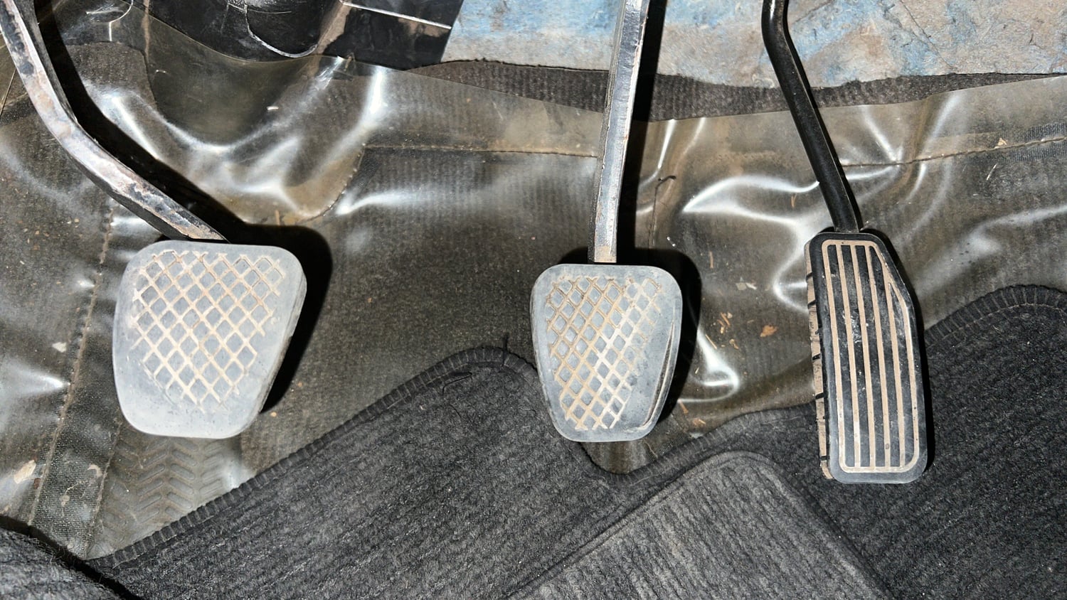 Used 2013 Honda City 1.5 S MT Petrol Manual interior PEDALS VIEW