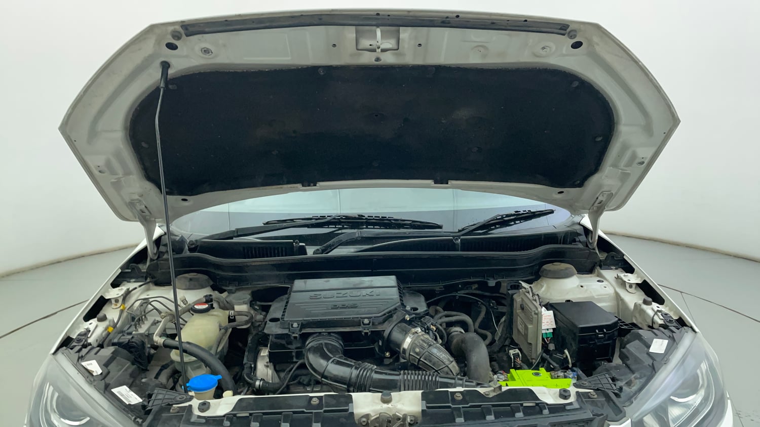 Used 2019 maruti-suzuki Vitara Brezza ZDi Plus AGS Diesel Automatic engine ENGINE & BONNET OPEN FRONT VIEW